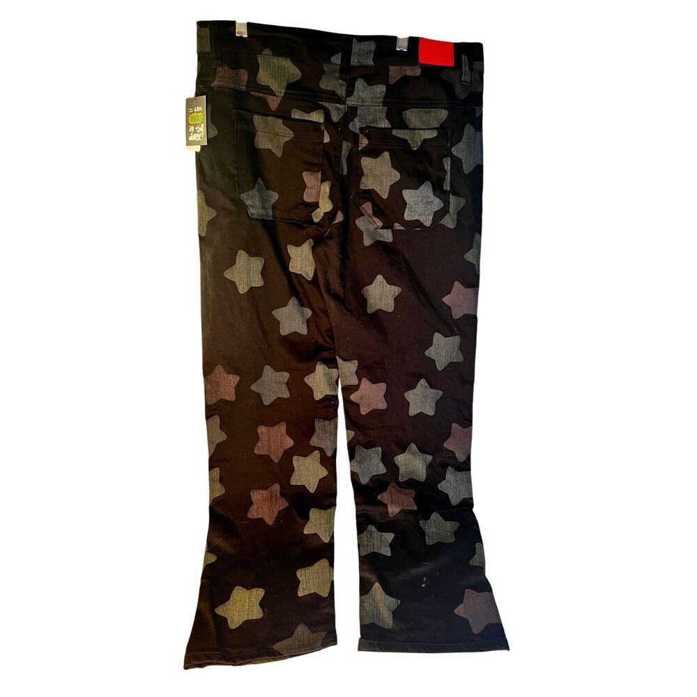 NWT Men's Salem7 Zumiez Glow In the Dark Star Black Jeans Stars Glow In The Dark - Picture 2 of 16